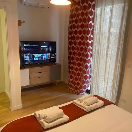 Futura Exclusive 1 * Bari