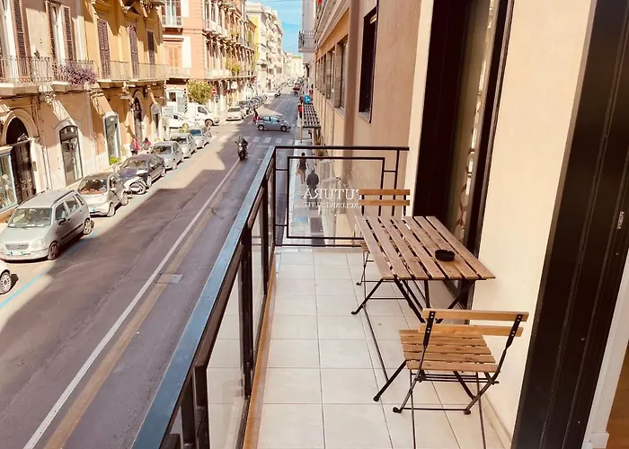 Futura Exclusive 1 *